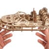Ugears Luftkissenboot für Rettungseinsätze