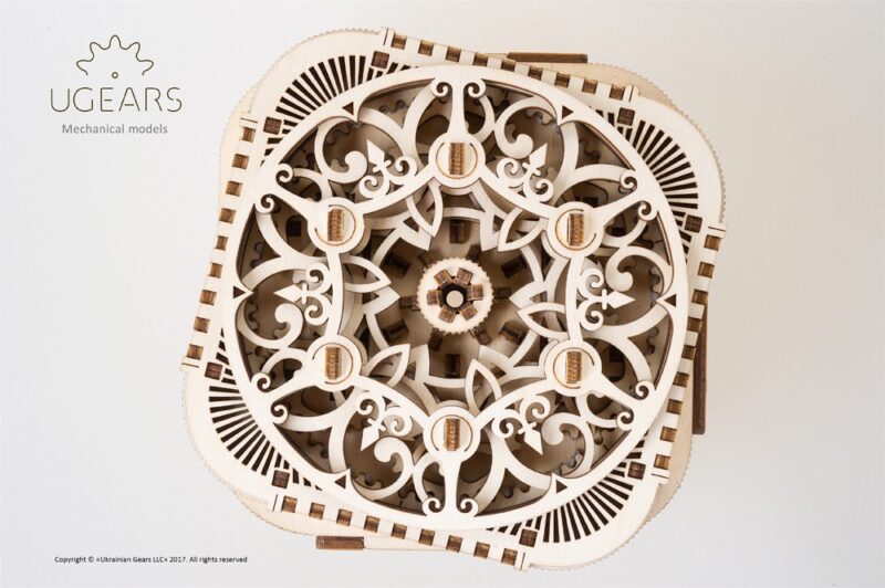 Ugears Treasure Box – Schatztruhe