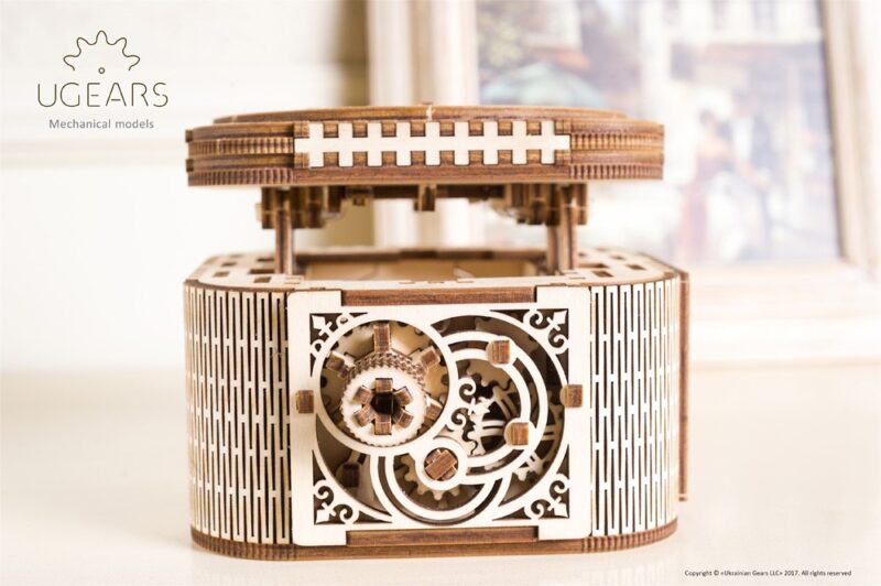 Ugears Treasure Box – Schatztruhe