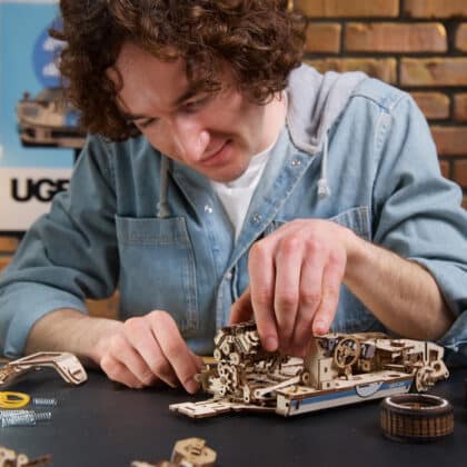 UGears UGT-24 Endurance Racer