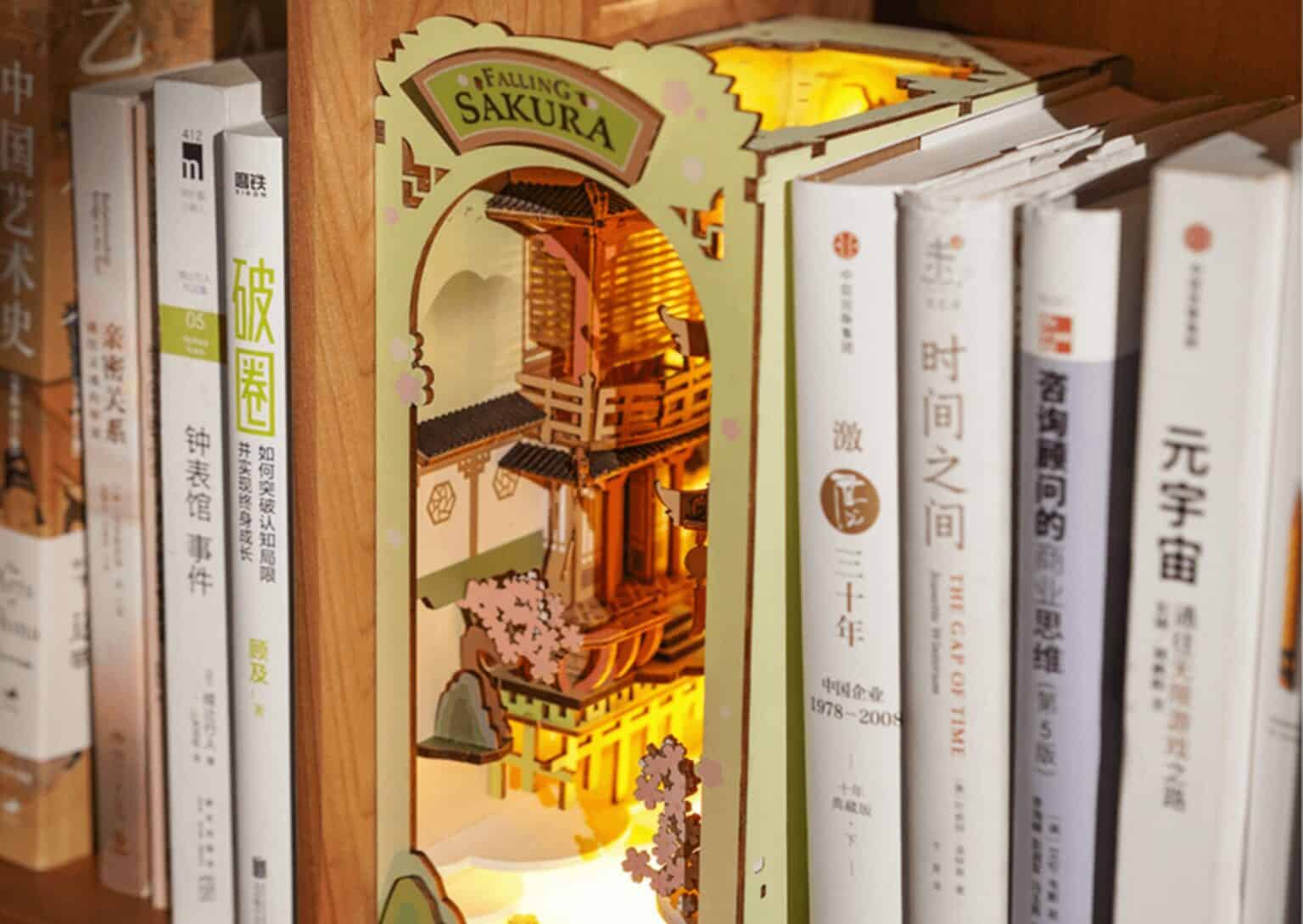 Book Nooks: Die kleinen Welten, die mein Büherregal zum Leben erwecken