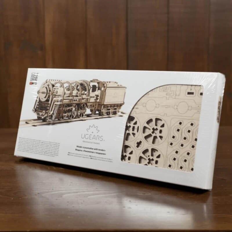 Ugears Dampflokomotive mit Tender + Gleise mit Bahnübergang