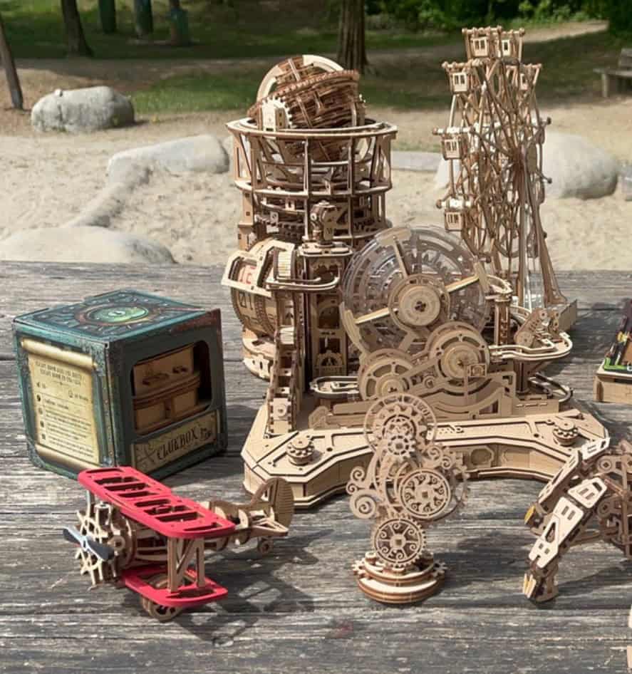 3D Holzuhr bauen – drinnen, draußen und irgendwo dazwischen